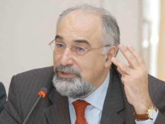 Varujan Vosganian nu cunoaşte problemele Reactorul 2 de la Cernavodă